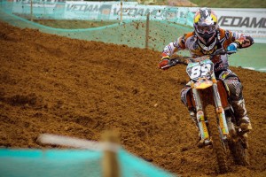 电竞产业人才流动频繁，行业竞争日益激烈，电竞人才缺口达50万!