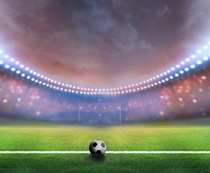 纳迪亚·巴托克莱蒂在女子10000米中获得银牌，纳迪亚 克莱尔