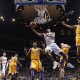 NBA揭幕战詹姆斯砍下三双，湖人开门红，詹姆斯空砍38分湖人