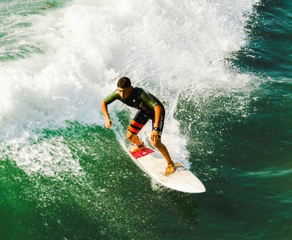 西甲精彩攻防双线，表现突出的球员赢得掌声，2020赛季西甲最常见两项总进球数为