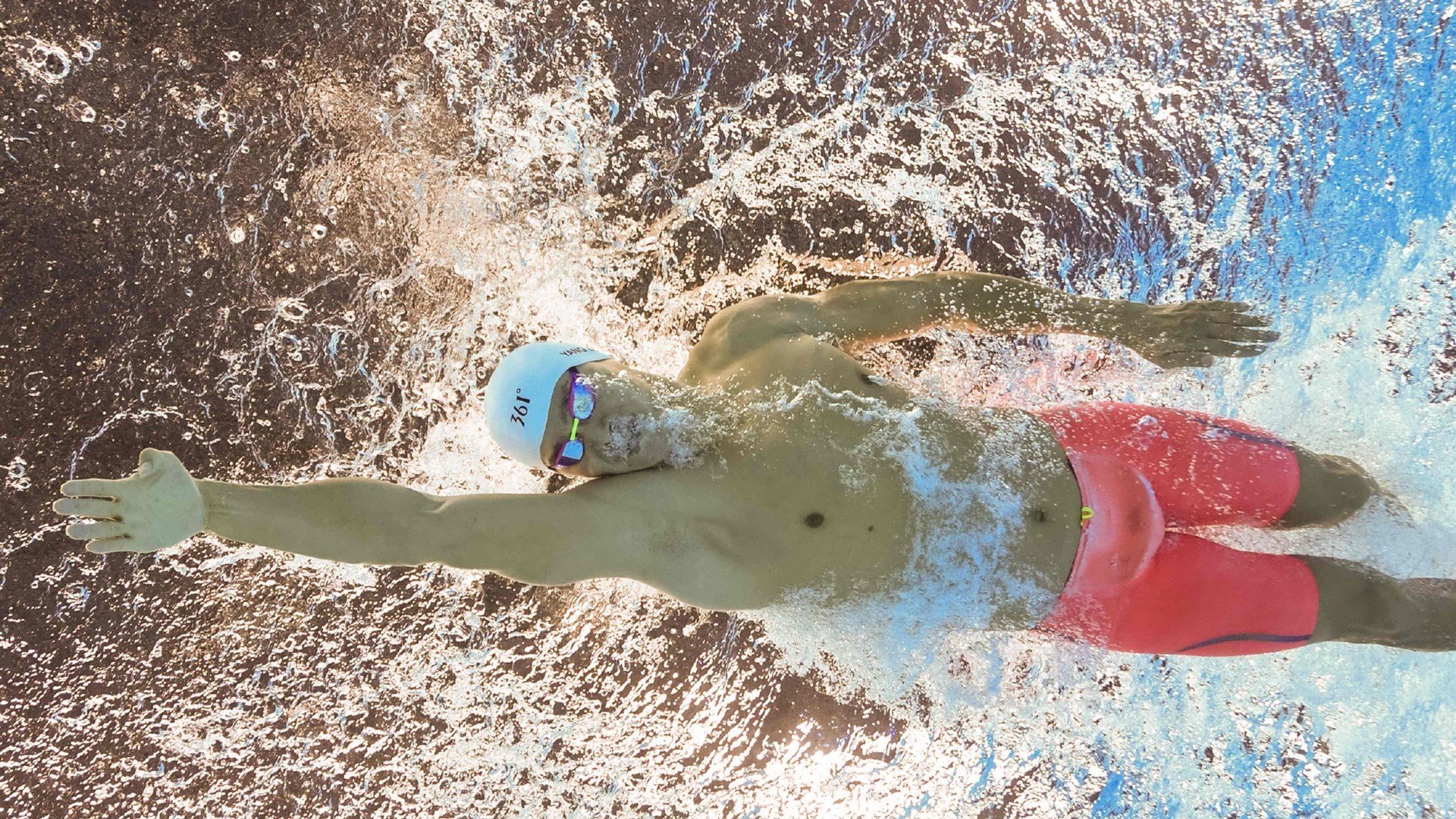 葡萄牙骑手玛丽亚·卡埃塔诺在2024年葡萄牙盛装舞步锦标赛中以“Hit Plus”马匹夺得个人赛金牌，感动全场。